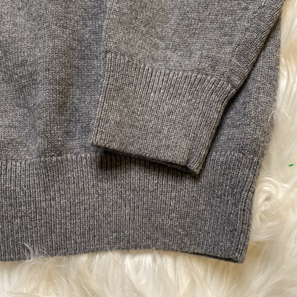 Gap Kids V Neck Sweater - Picture 4 of 6